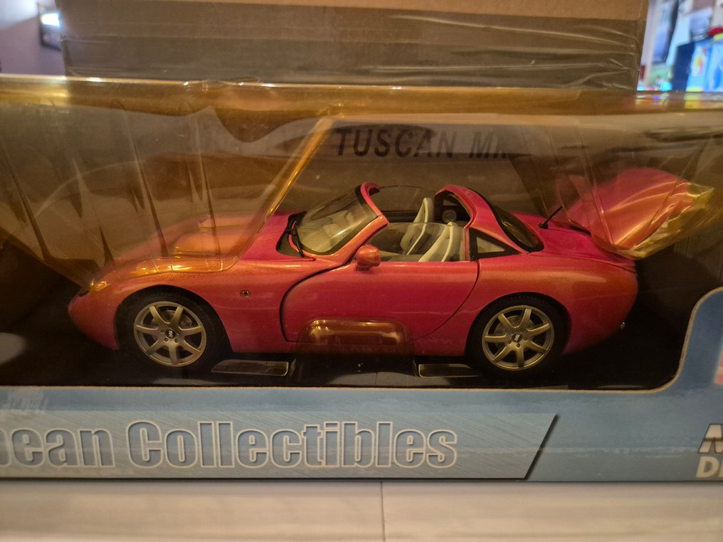 Sunstar 1:18 - Modell autó - 2004 TVR Tuscan Mk2 #1.0