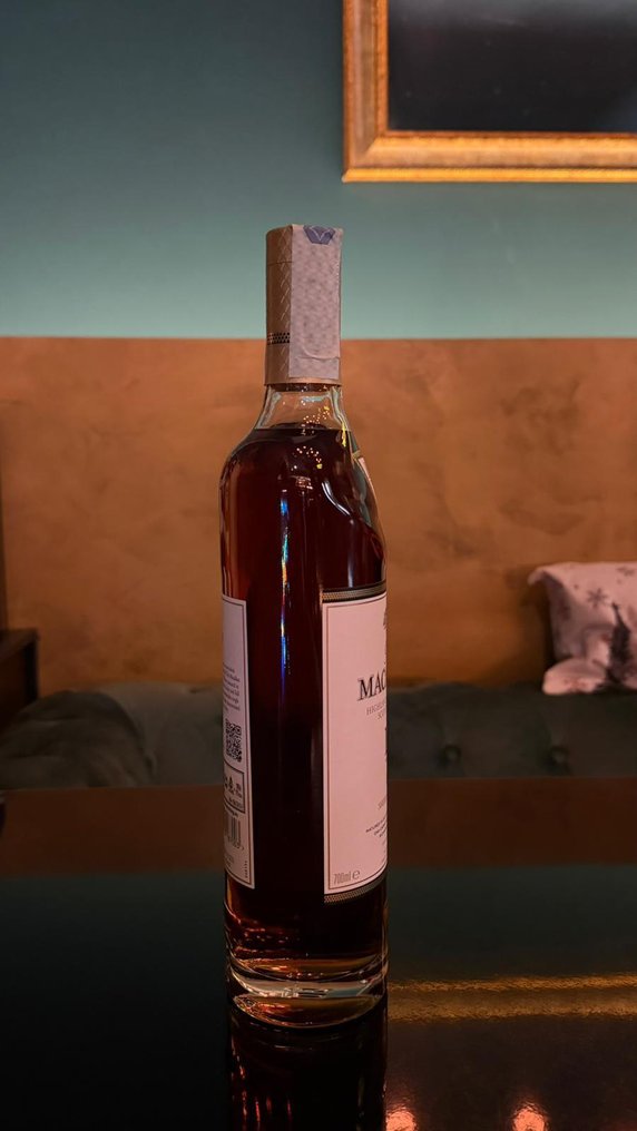 Macallan 18 years old Sherry Oak Cask 2023 Release - 700ml #2.1