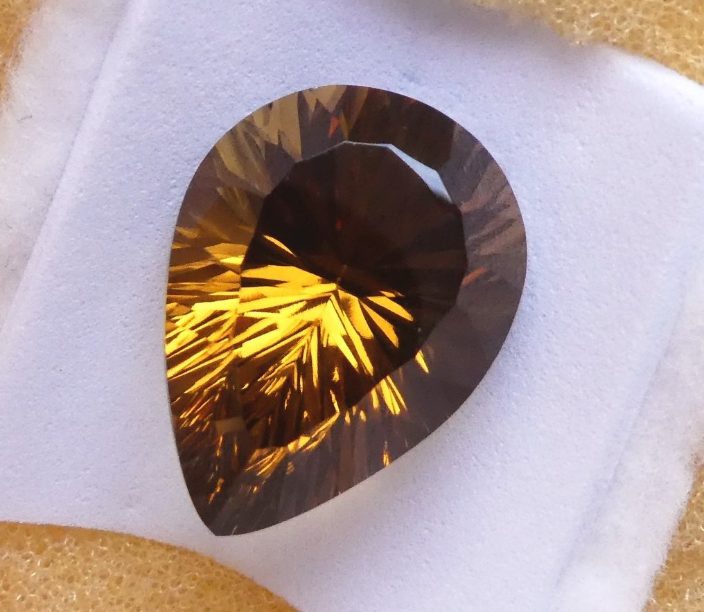 No reserve price Citrine  - 16.64 ct - Instituto Gemólogico Español (IGE) #1.0