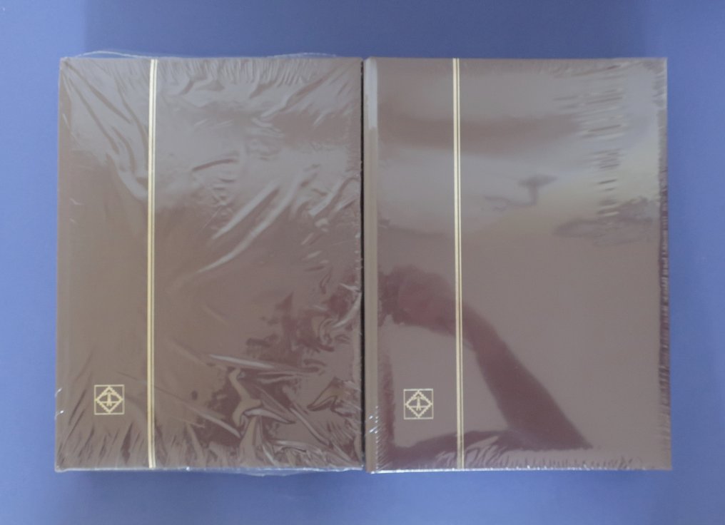 Holland - 2 nye Leuchtturm indsætningsalbums med 60 sorte sider type LSP 4/30. #2.1