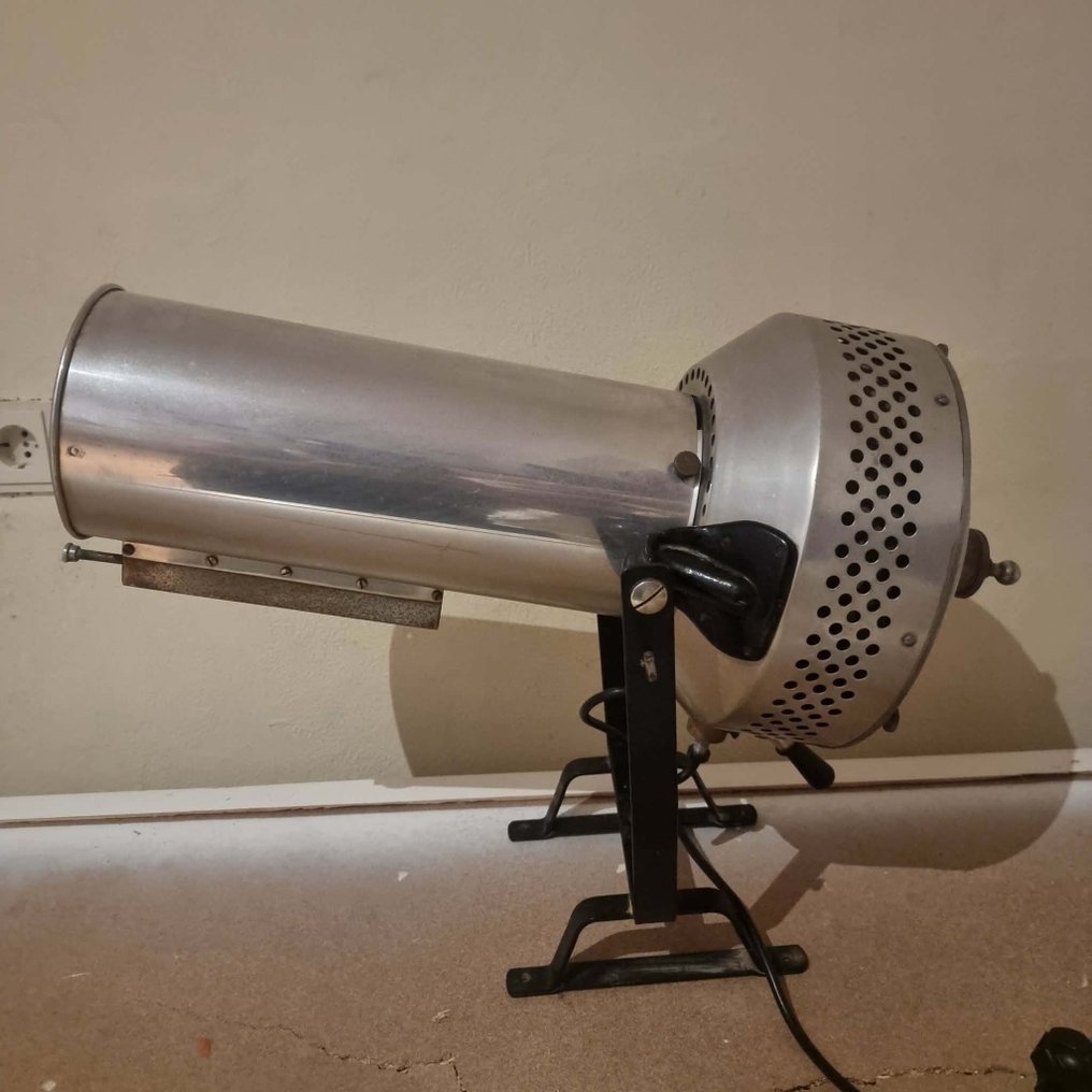 K. Weinert Berlin S. 0.36 - k. weinert Berlin S. O'36 - Zoeklicht - s. O. 36 - Metaal #1.0