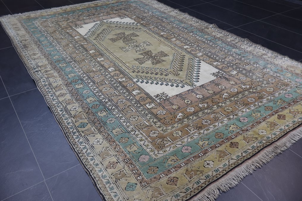 Melas - Rug - 305 cm - 201 cm #1.0