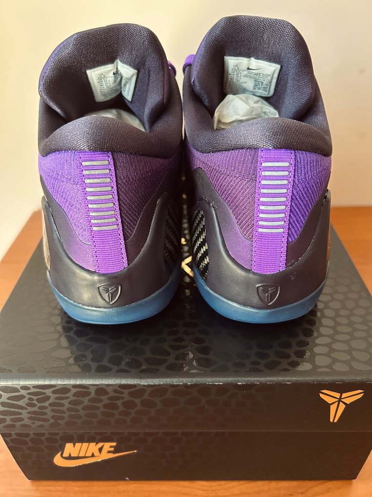 Nike - Kobe 9 - Low-top trainers - Size: EU 44.5 - New with tags #3.2