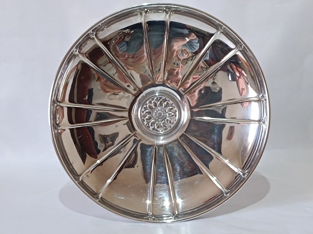 WMF-Attributed - Tafelaufsatz - Versilbertes Messing - Transitional Style #3.2