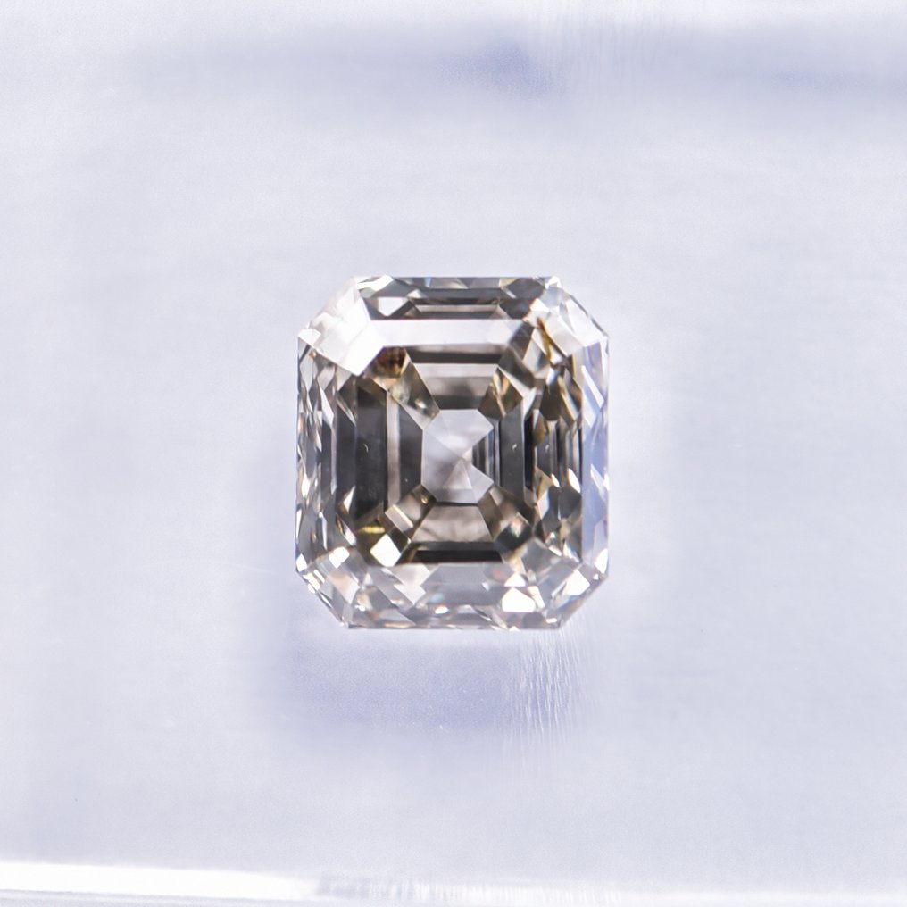 没有保留价 - 1 pcs 钻石  (天然色彩的)  - 1.04 ct - 祖母绿 - Fancy 稍帶綠色的, 稍帶棕色的 黄色 - SI1 微内含一级 - 国际宝石研究院（IGI） - VG #3.2