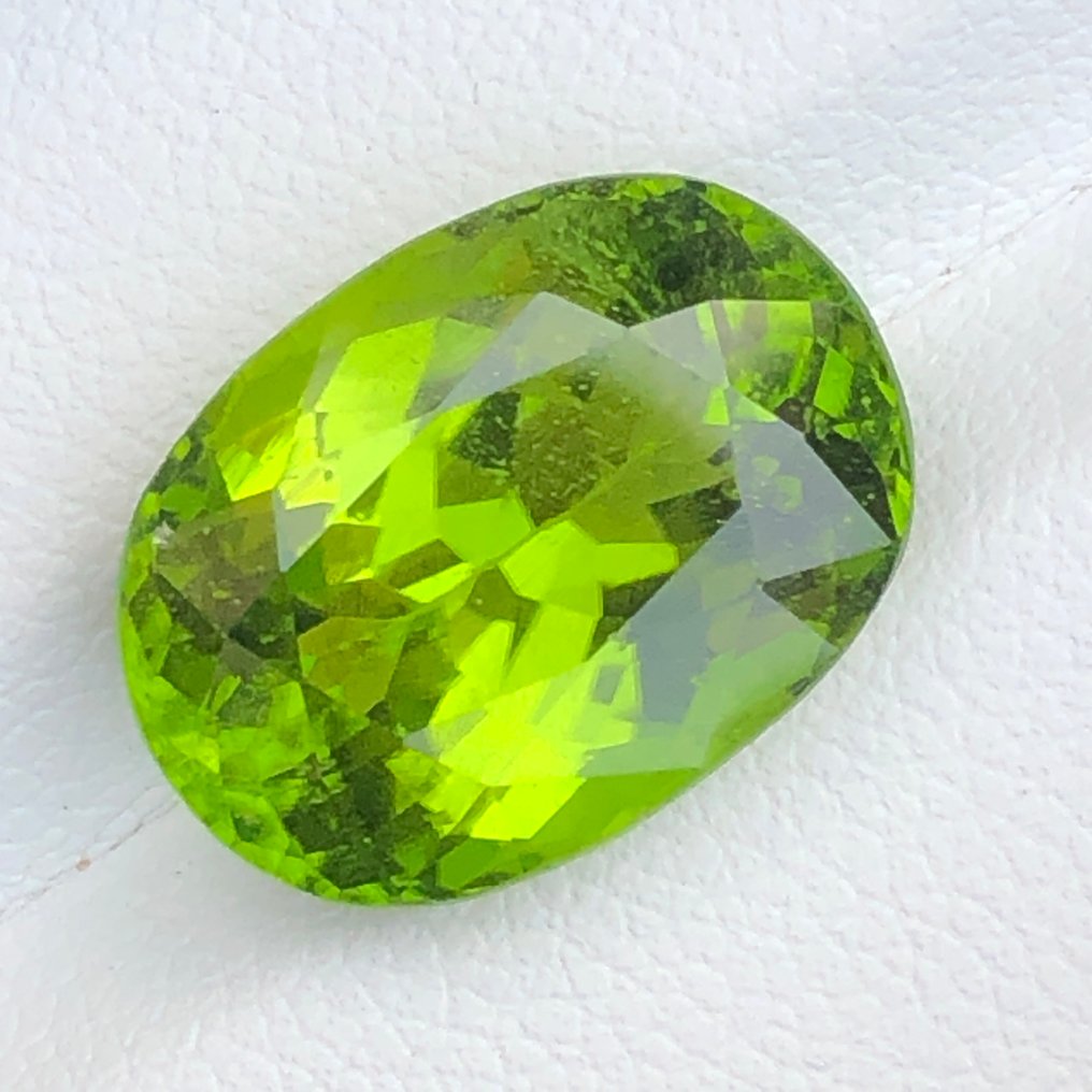没有保留价 - 1 pcs  绿色, 黄色 橄榄石  - 9.27 ct - 国际宝石研究院（IGI） #1.0