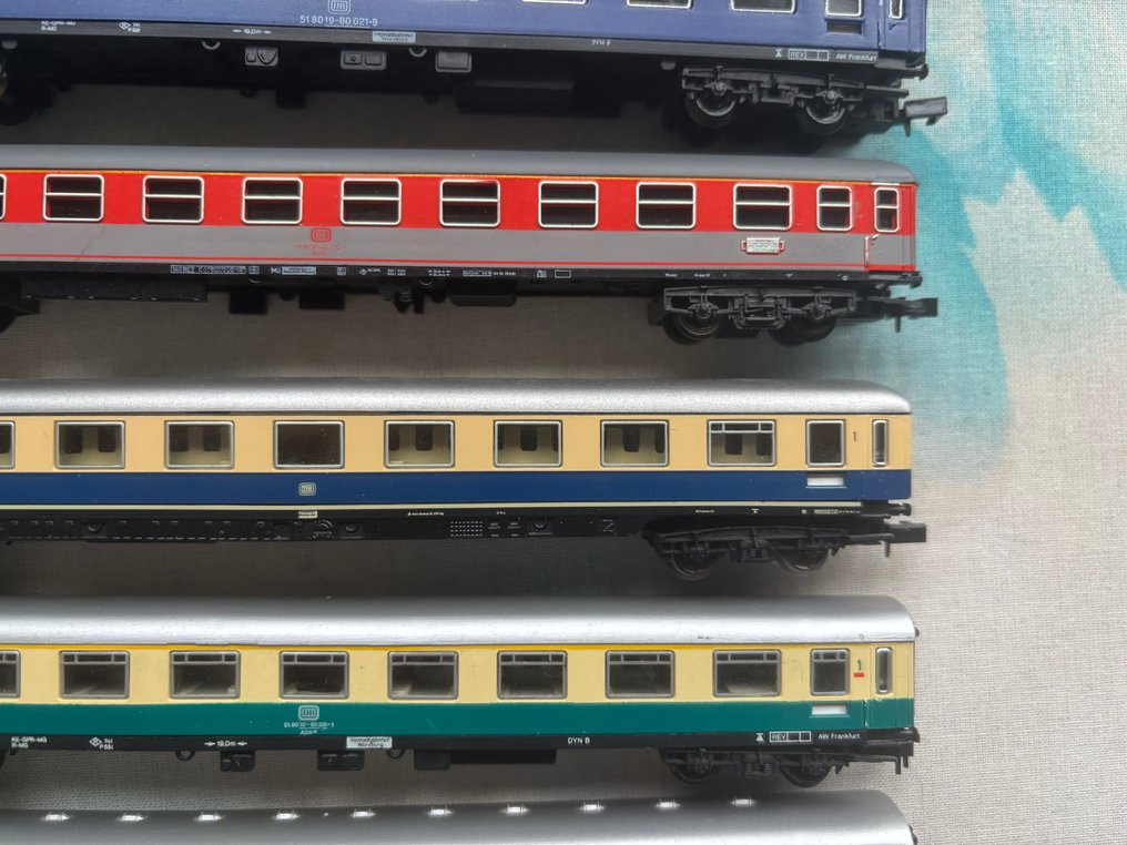 Minitrix, Arnold Rapido N - Modelltog passasjervogn (6) - 6 forskjellige IC-vogner - DB #3.2