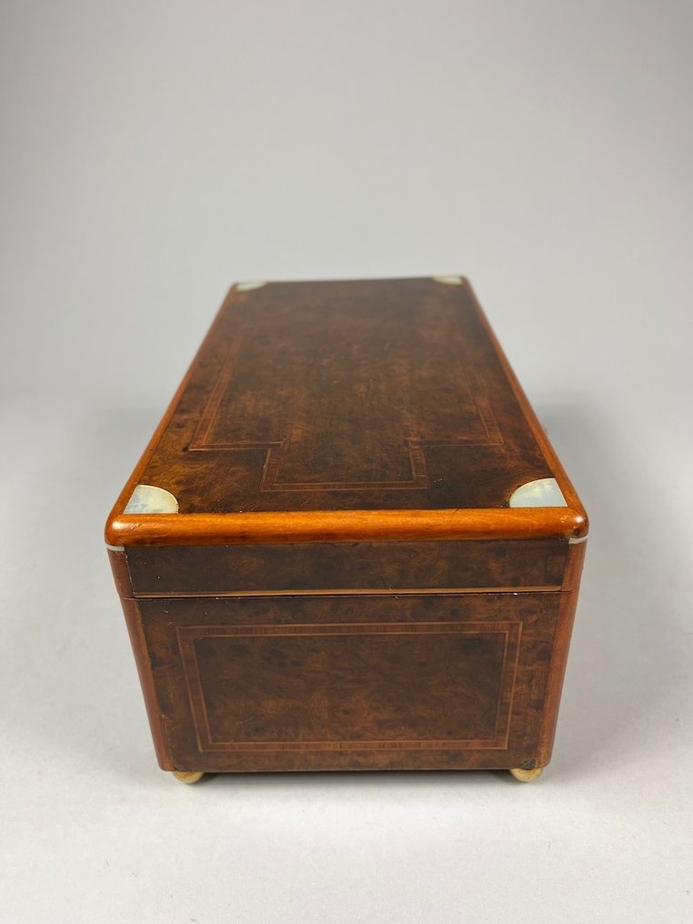 Ékszeresdoboz - Burr dió, Tulipánfa #4.3