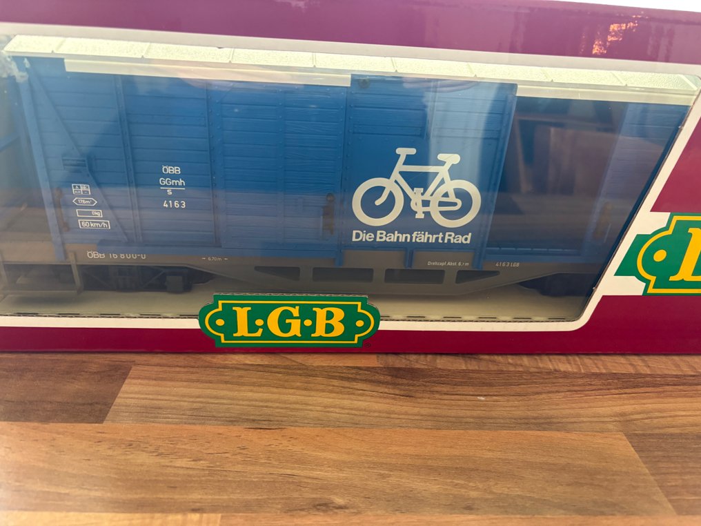 LGB G - 4163 - Model wagonu towarowego (1) - Zamknięty wagon towarowy 'Die bahn fahrt rad' - ÖBB #1.0