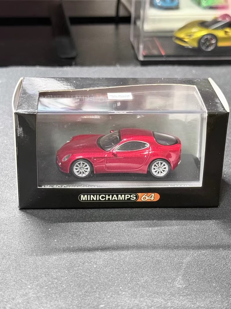 Minichamps 1:64 - Modellauto - Alfa 8C Competizione #3.2