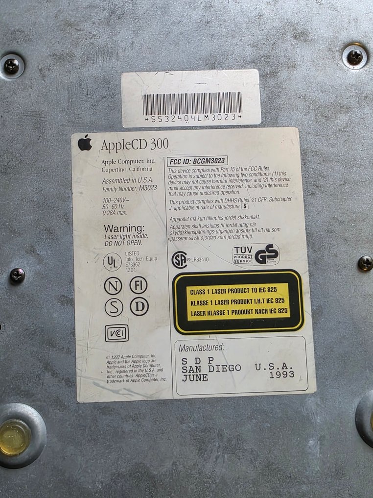 Apple CD300 + HDI-20 External + Macintosh Hard Disk 20 - Macintosh #3.2