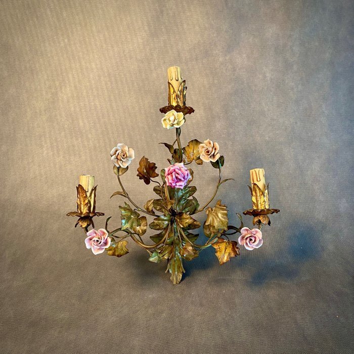 Φωτιστικό τοίχου σε στυλ κεριού - σφυρηλατημένο σίδερο, πορσελάνη #1.0