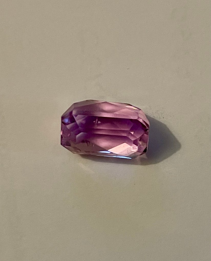 没有保留价 - 1 pcs  粉色, 紫罗兰色 紫锂辉石  - 10.24 ct - 莲花宝石实验室 #4.3