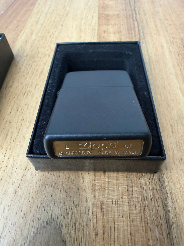 Zippo - 芝宝 - 没有保留价 - 口袋打火机 - Gold-plated, 钢材(不锈钢), 搪瓷, 黄铜 - (3) #2.1