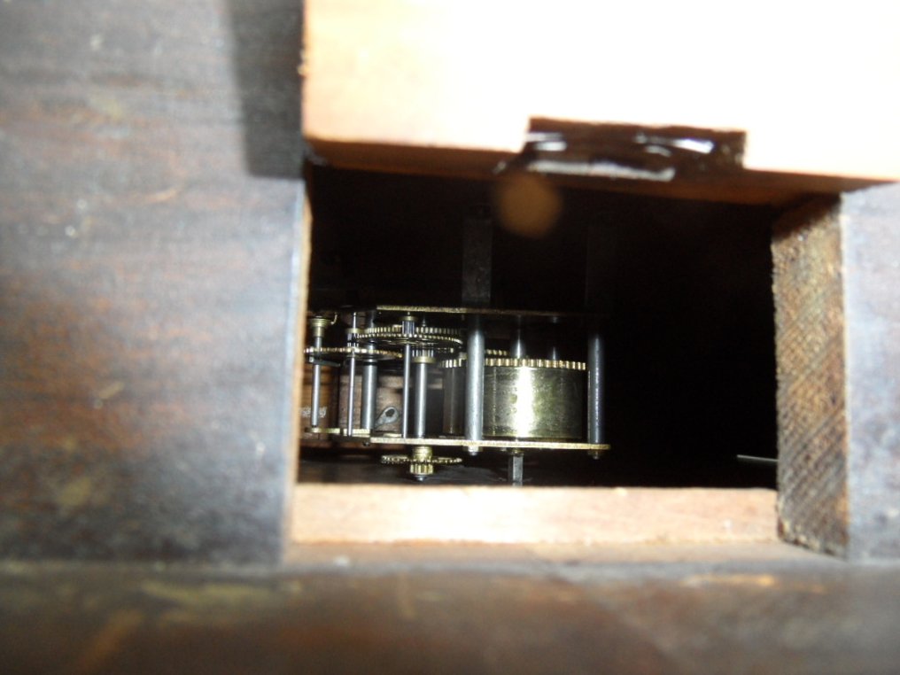 Koulun kello - - Pähkinä - 1930-1940 #3.2