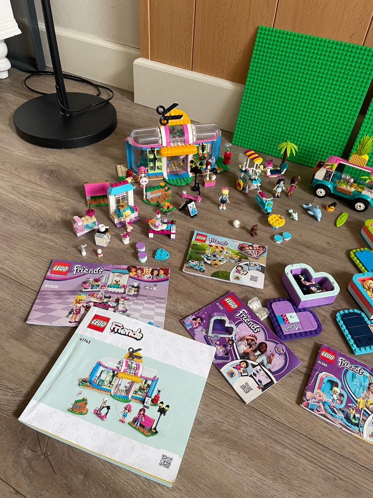 Lego Set - Friends - Camper, ziekenhuis, kapsalon, sapwagen #1.0