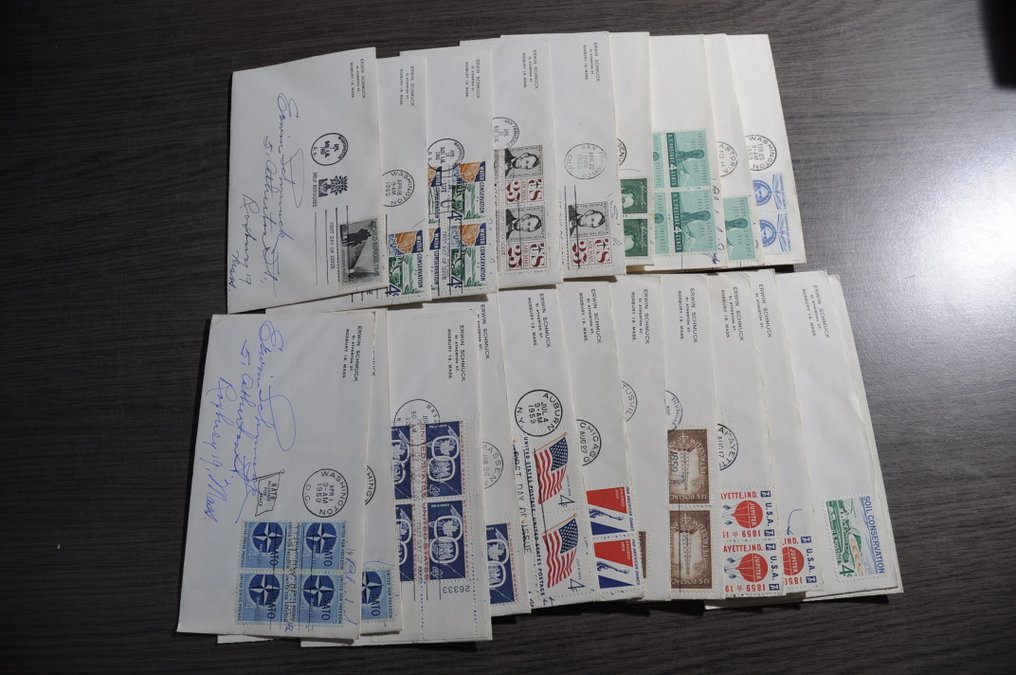 USA - Lot cu FDC-uri de 100 de cenți și capace speciale într-o cutie. #3.2