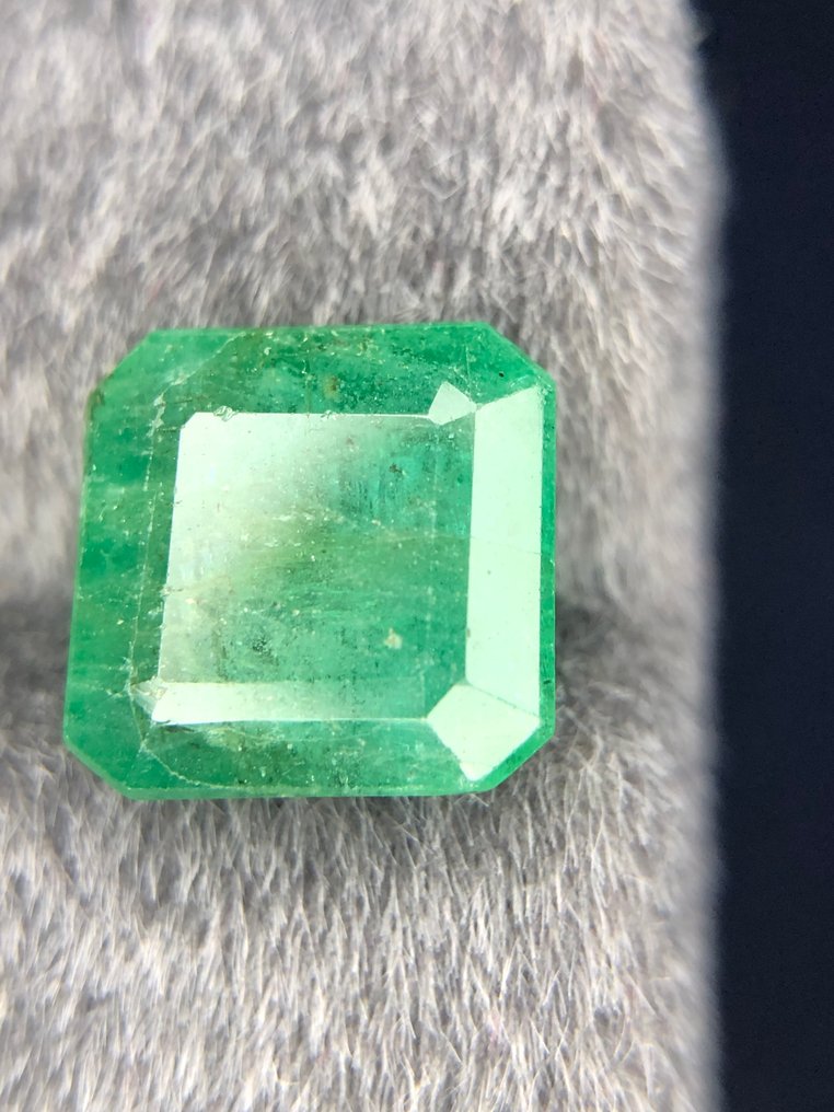 χωρίς τιμή ασφαλείας - 1 pcs  Πράσινο Σμαράγδι  - 5.99 ct - Διεθνής Ένωση Έγχρωμων Πολύτιμων Λίθων (ICA GemLab) - Τελείως κοπή σμαραγδένιου #59 #3.2