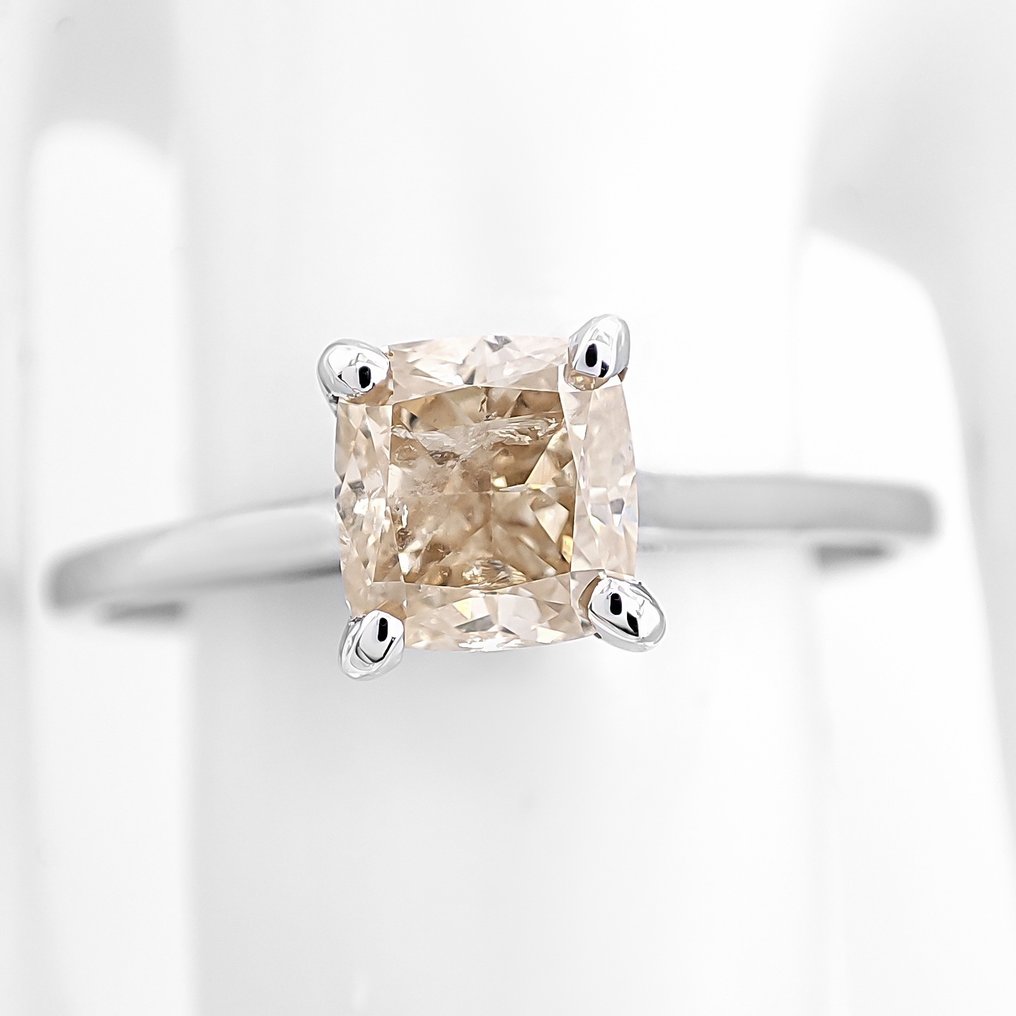 Fără preț de rezervă - Inel - 14 ct. Aur alb - 1.01ct. tw. Diamant (Colorat natural) - Certificat IGI #1.0