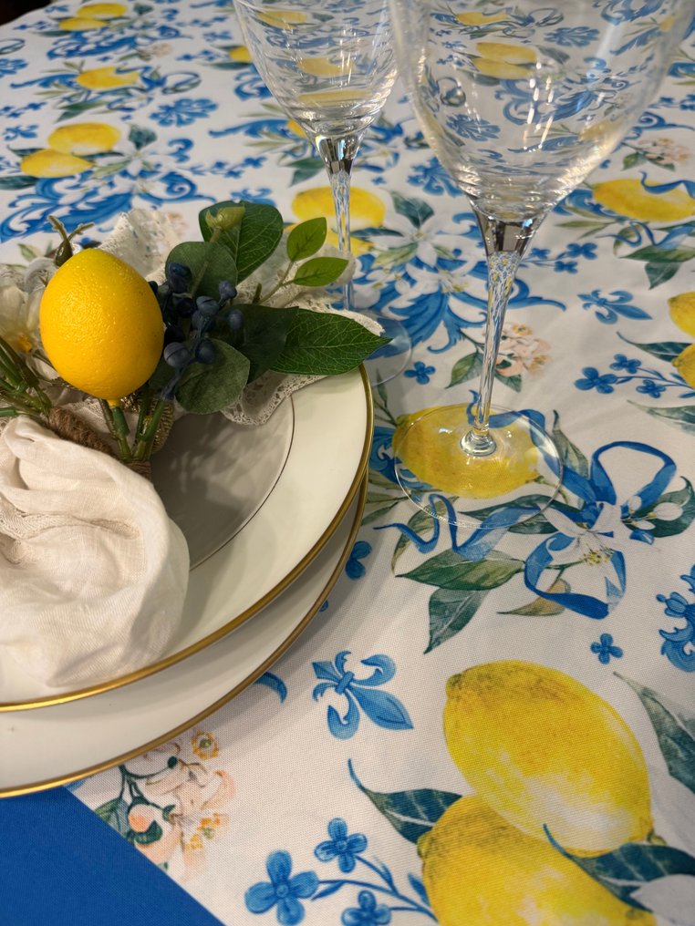 Tablecloth with Mediterranean fantasy lemons. - Tablecloth  - 1.8 m - 1.5 m #1.0