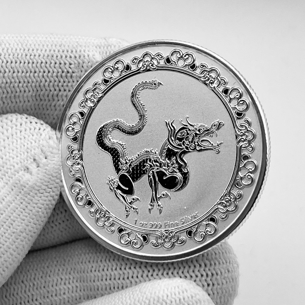 Niue. 2 Dollars 2020 – Celestial Animals Series: Yellow Snake – 1 oz Silver coin – Ag .999 (Sem preço de reserva) #1.0