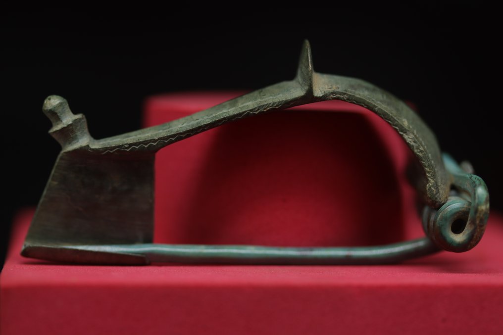 Ρωμαϊκή Δημοκρατία Χάλκινος Στρατιωτικός Λεγεωνάριος Fibula - 5.7 cm  (χωρίς τιμή ασφαλείας) #1.0