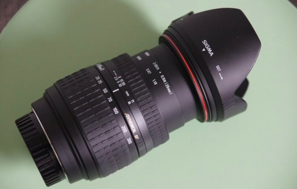 Sigma 28-300mm 1:3.5-6.3 DL (Sony A) Camera lens #1.0