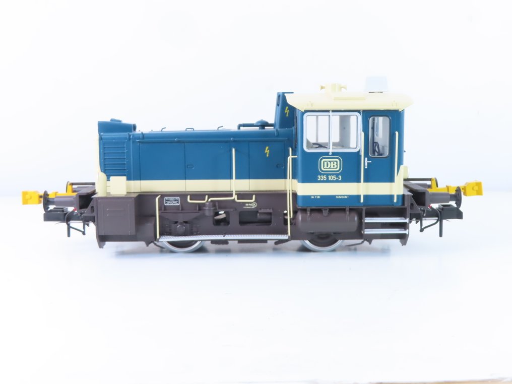 Märklin 1 - 55333 - Diesellocomotief (1) - BR 335 (Köf III) Full Sound en Digitaal bedienbare koppelingen - DB #1.0
