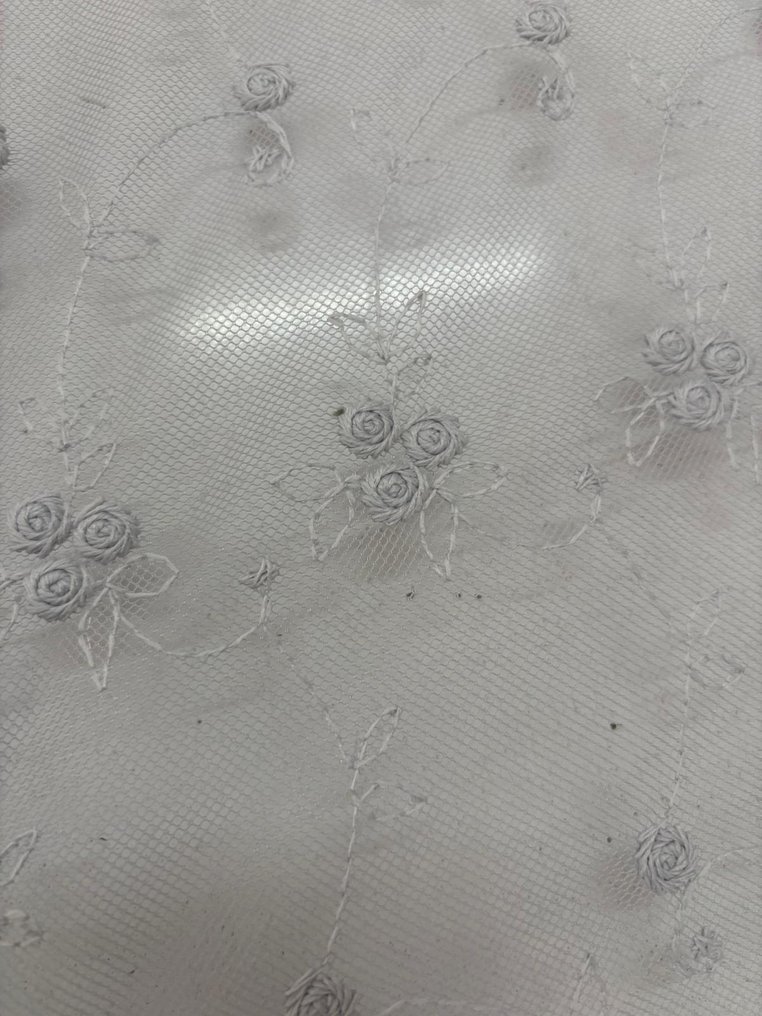 珍贵窗帘面料，法式刺绣蕾丝，底部镶边，升高的小花装饰 - 窗簾布料  - 500 cm - 300 cm #4.3