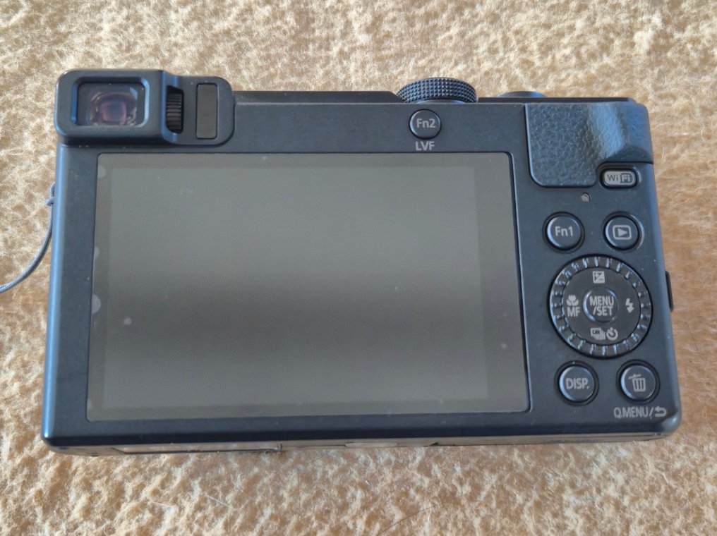 Panasonic DMC-TZ71, 30-fach Zoom, 24 bis 720 mm (35mm-äquivalent), WiFi, Digital camera #3.2