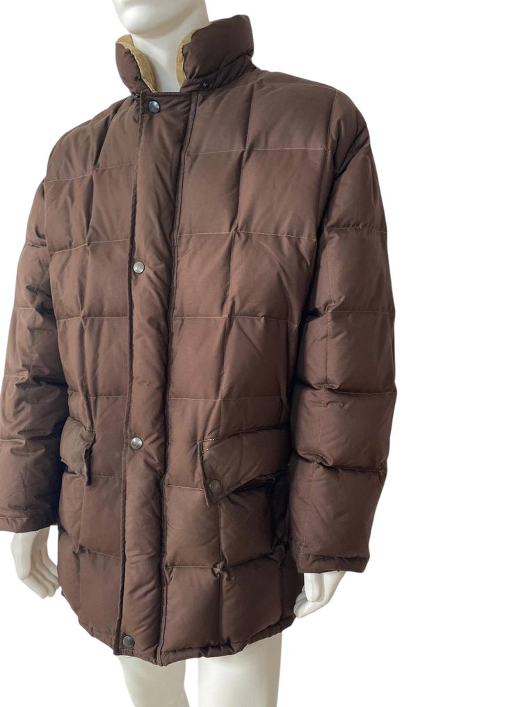 AQUASCUTUM - NO RESERVE PRICE - Mantel #1.0