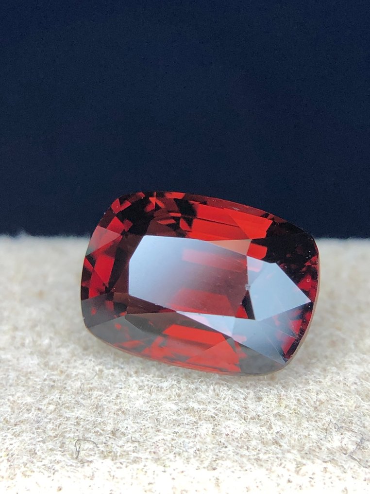 χωρίς τιμή ασφαλείας - 1 pcs Κόκκινο, Πορτοκαλί Σπινέλιος - 2.32 ct - Διεθνής Ένωση Έγχρωμων Πολύτιμων Λίθων (ICA GemLab) - Καταπληκτικό κομμάτι spinel #53 #1.0
