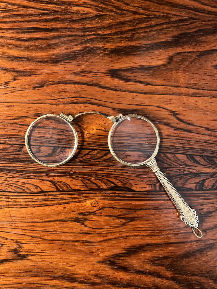 ML Monique Lhuillier - 长柄眼镜 #3.2