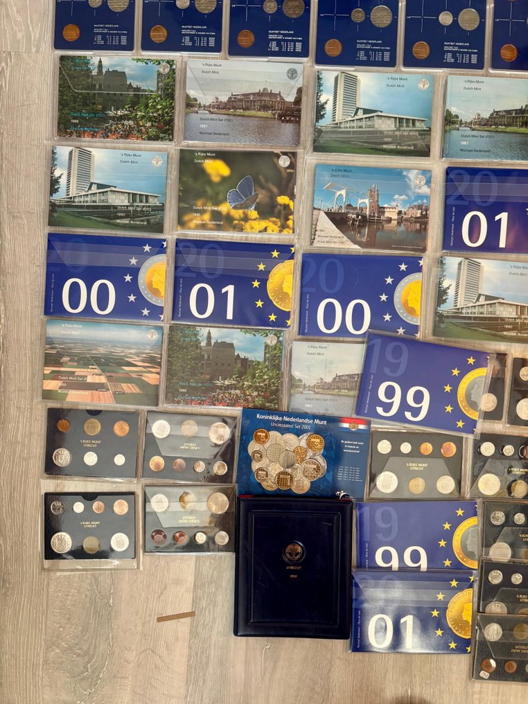 荷兰. FDC - UNC - PROOF Sets 1976 - 2001 (100+ Pieces) (没有保留价) #3.2