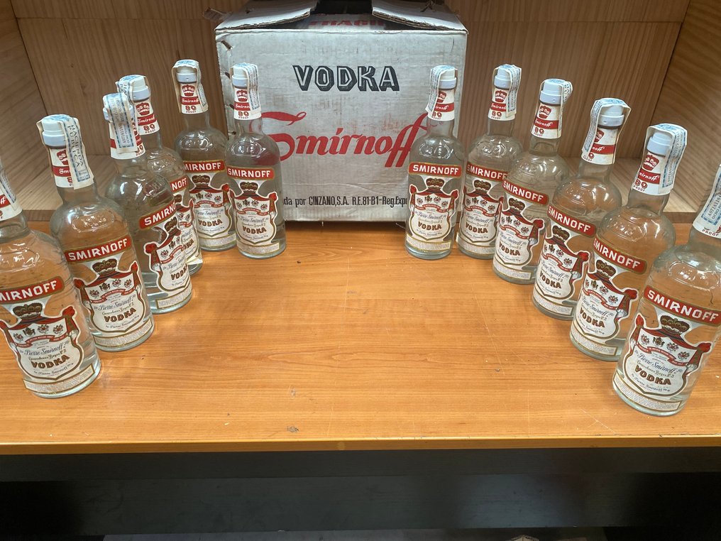 Smirnoff - Vodka - b. 1980s - 75cl - 12 üvegek #1.0