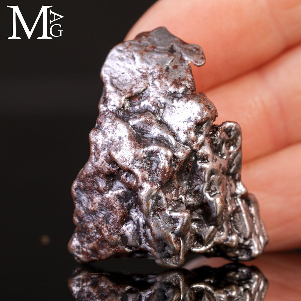 Campo del Cielo - Meteorito – Hierro-Níquel con estructura Widmanstätten. - Altura: 36 mm - Ancho: 30 mm- 46 g #1.0