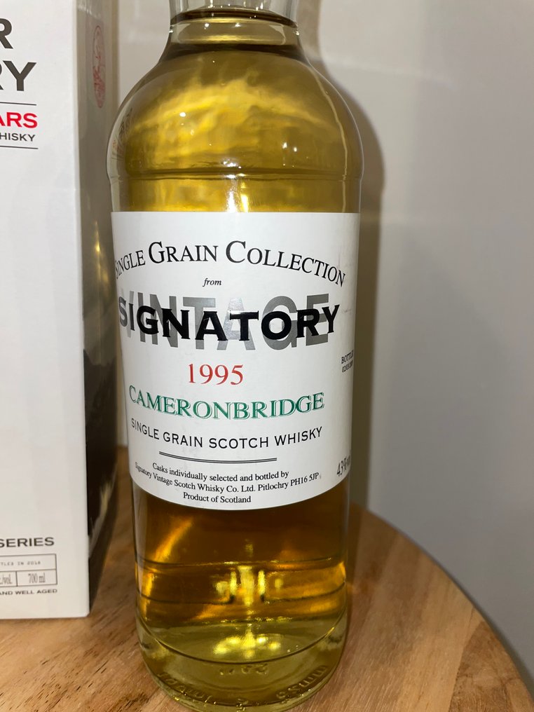 The Observatory 20yo + Cameronbridge 1995 Signatory - 700ml - 2 pullojen #1.0
