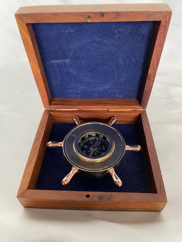 航海用品 - 德国原产的复古青铜舵盘指南针 #4.3