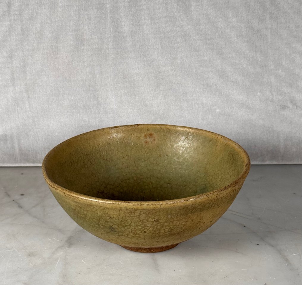 碗 - 瓷 - 青瓷带足碗 #1.0