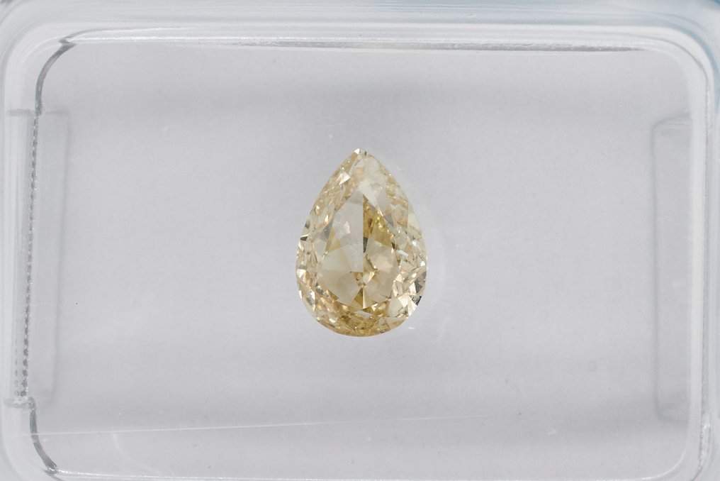 No reserve price - 1 pcs Diamond  (Natural)  - 0.70 ct - Pear - VVS2 - International Gemological Institute (IGI) #2.1