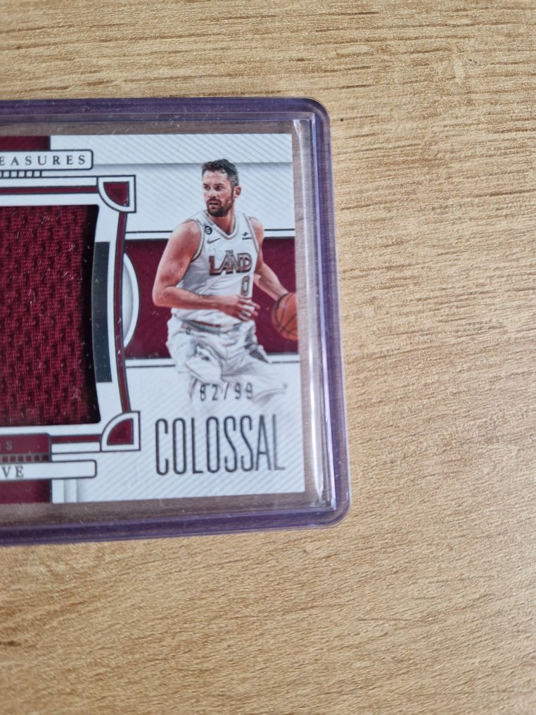 2008/09 Panini National Treasures Kevin Love /90 Memorabilia card, Patch card, Serialised card, Limited edition, Rookie card - 2 Card - Excellent (EX) #3.2