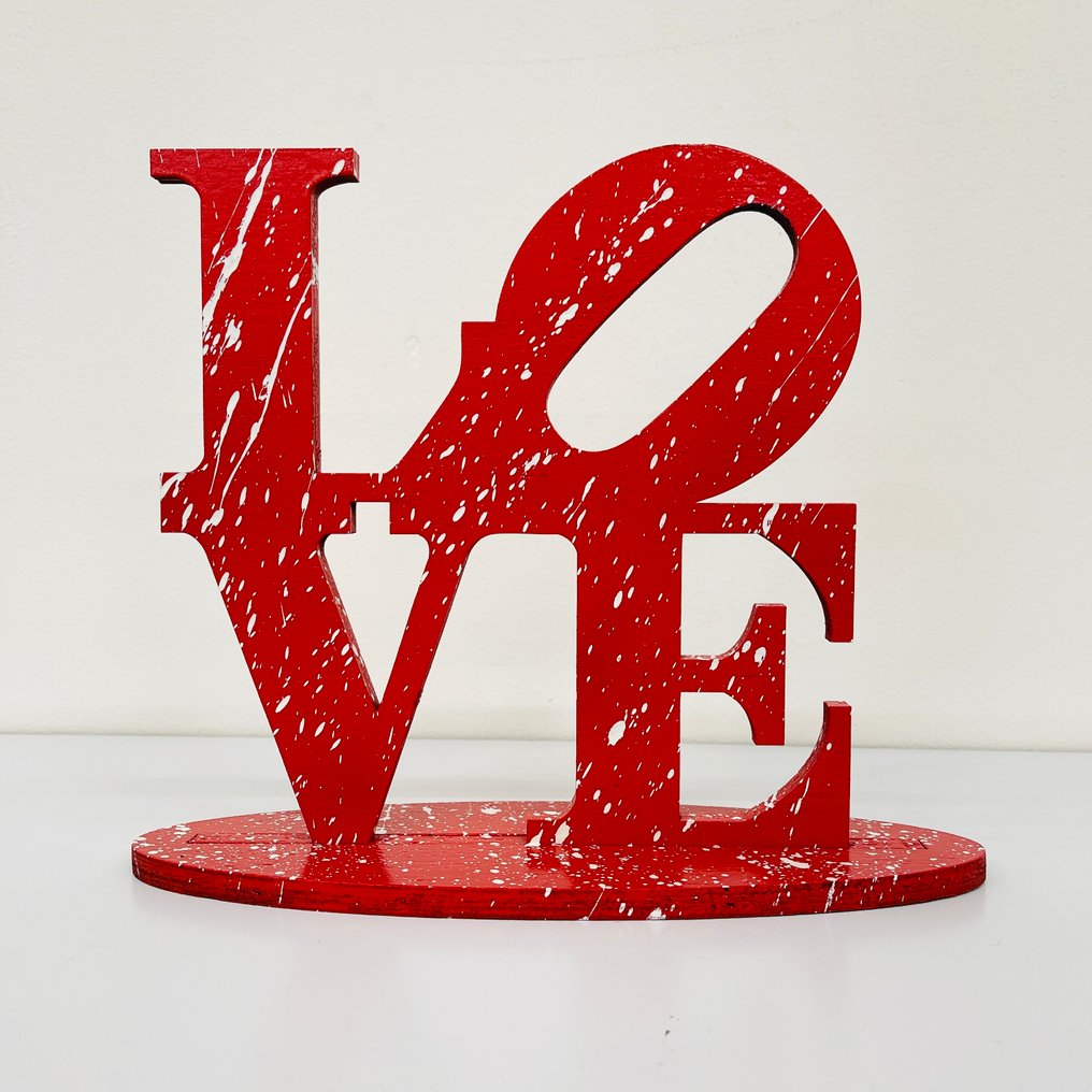 AIIROH - Wood Sculpture - Love #1.0