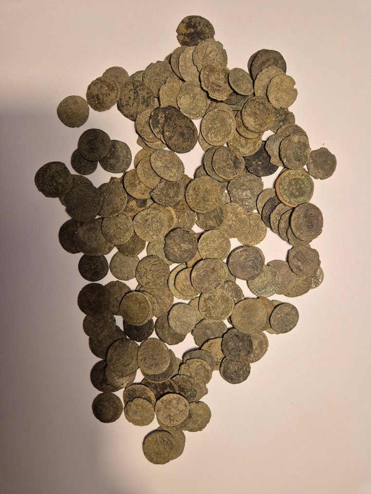 Roman Empire Lot of 120 Æ coins  (No reserve price) #1.0