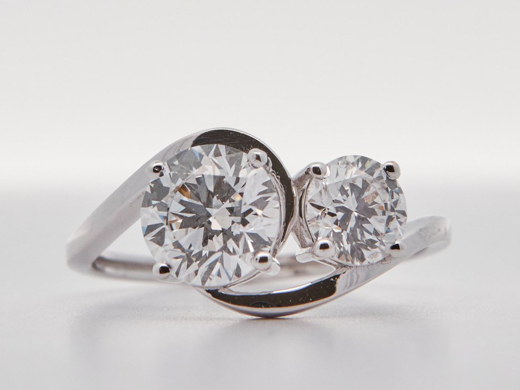 Nincs minimálár - Gyűrű - 14 kt. Fehér arany - 2.30ct. tw. Gyémánt (Laboratóriumban előállított) #1.0