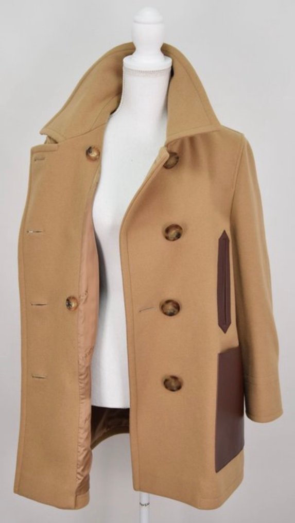 Burberry - Coat #1.0