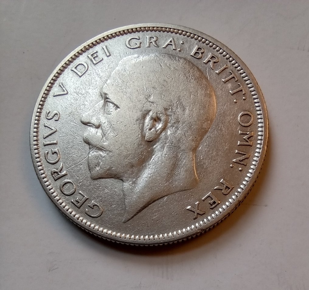 Storbritannia. Vari Sovrani. N. 151 Monete Vintage del Regno  Unito con N. 1 Moneta in Argento  con Perizia Vari Anni  (Ingen reservasjonspris) #4.3