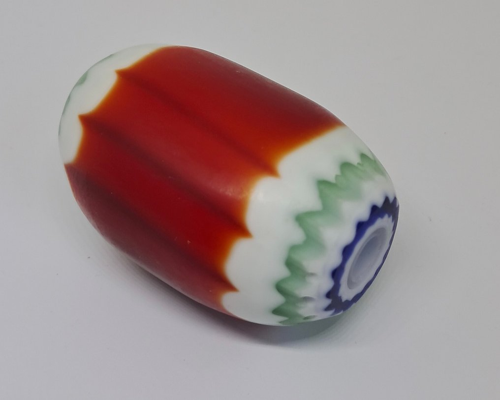 Perla rosetta o chevron bead grande  (Senza prezzo di riserva) #1.0