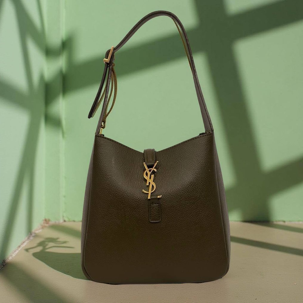 Saint Laurent - Saint Laurent Le 5 à 7 Hobo Bag - Τσάντα #1.0
