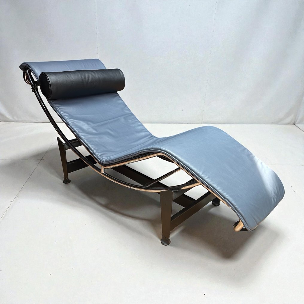 Cassina - Le Corbusier - Chaiselongue - LC4 - Leder, Stahl, Chrom - Farbe außerhalb der Preisliste #1.0
