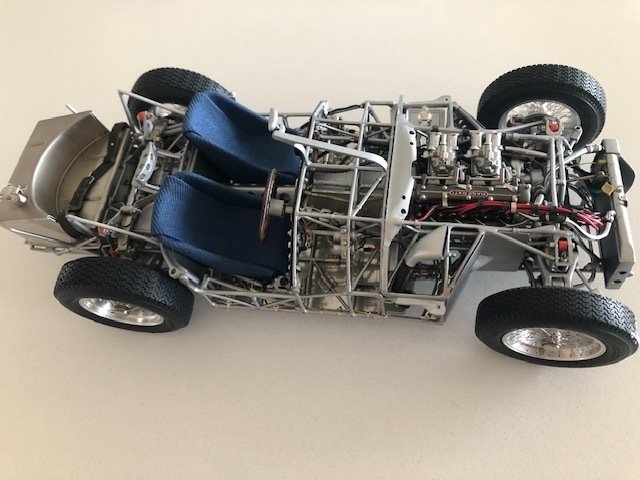 CMC 1:18 - Model car - Maserati Tipo 61 Birdcage (1960) chassis-version #1.0